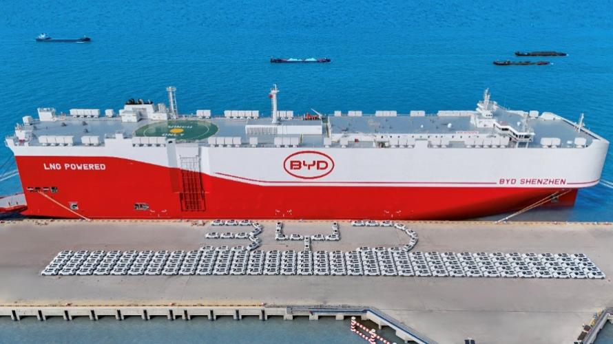 超越特斯拉!比亚迪问鼎2025年全球纯电销量冠军