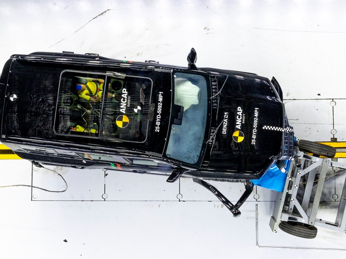 ײ�ɲ��Գ�������8�֣����̱���5�á�̫Ӳ�����°���5��