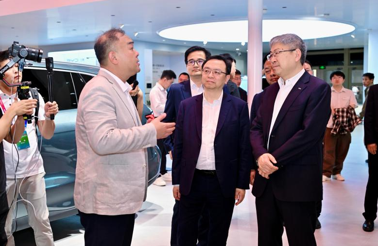 ������չ�����治�ϣ����ǵ�Ե���ջ���ҵһ���Ͽɣ�